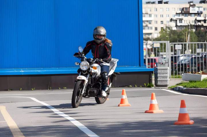 Formation pour la passerelle du permis moto Estaires
